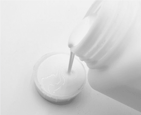 （乳液膠水用消泡劑應用場景）