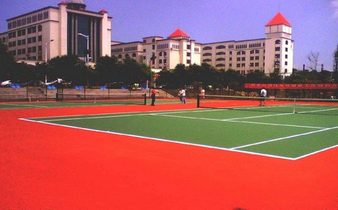 健身房使用的硅PU籃球場材料好嗎？